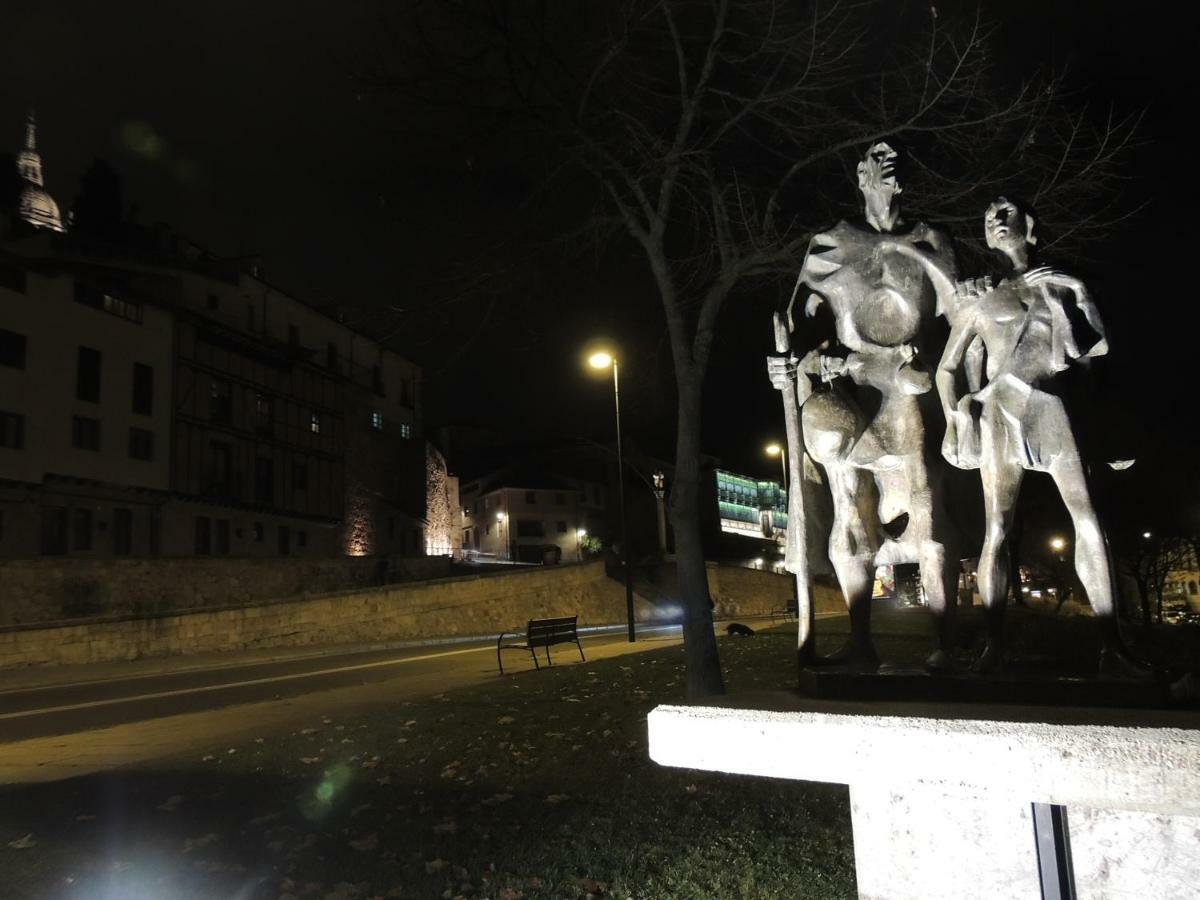 Apartamento Ribera Del Puente سلامنكا المظهر الخارجي الصورة