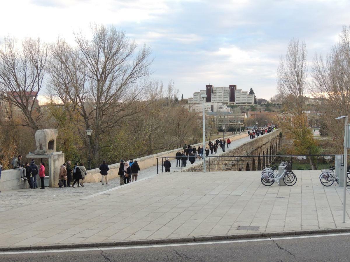 Apartamento Ribera Del Puente سلامنكا المظهر الخارجي الصورة